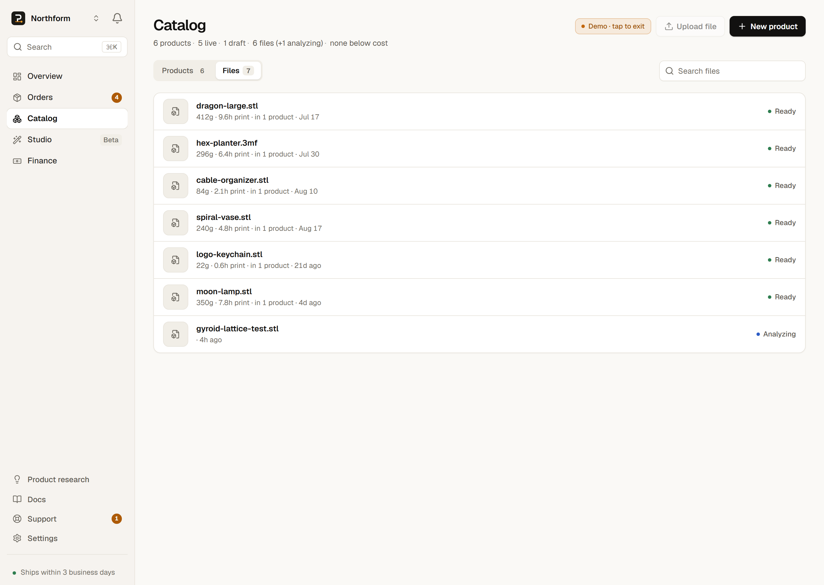 The Files tab listing uploaded 3D files, each row showing its weight in grams, print time, and a status dot reading Ready or Analyzing.